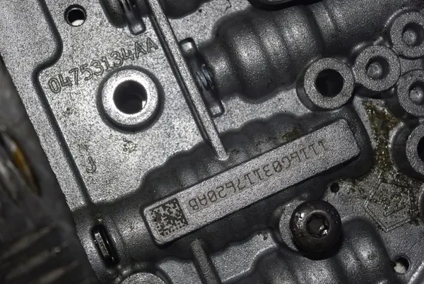 Contrôle hydraulique Mechatronics Jeep 2.4 04753134AA image 5