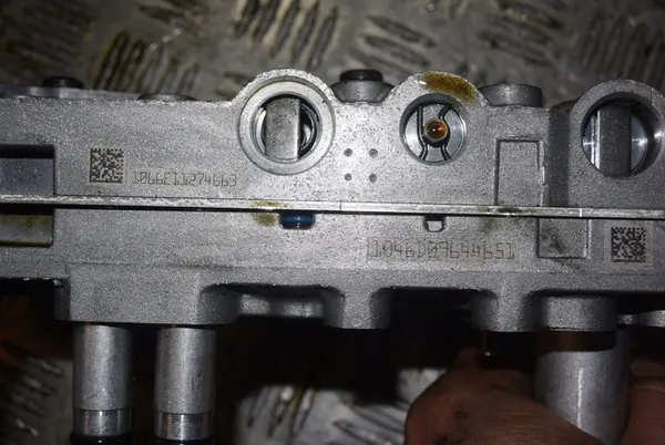 Contrôle hydraulique Mechatronics Jeep 2.4 04753134AA image 8