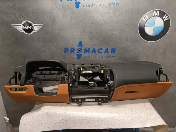 BMW M8 dashboard OEM 6800949 - Gebruikte staat image 2