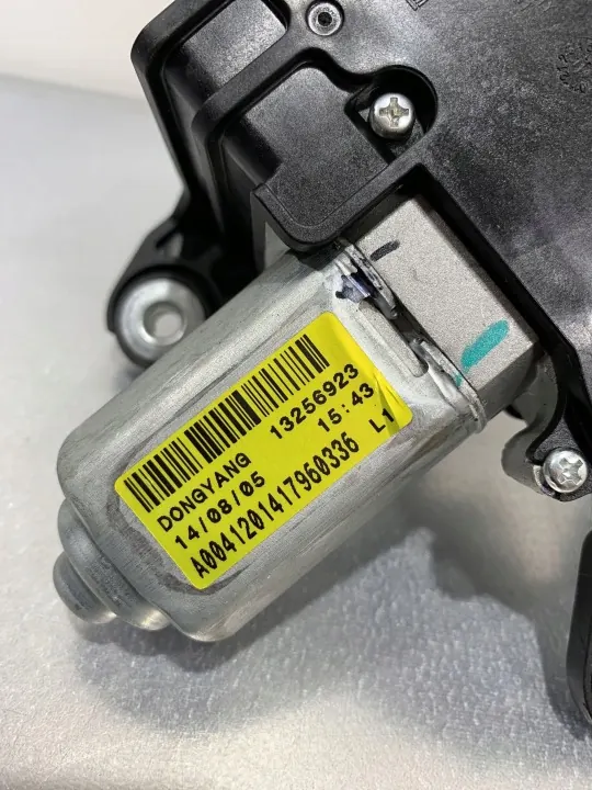 Opel Zafira C bakrutaarm OEM 60Z010012 image 6