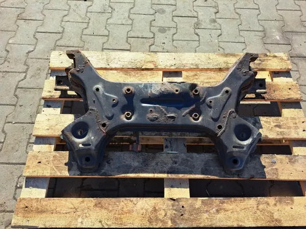 OEM 62400-1P000 Travesaño Delantero para Hyundai IX20/Kia Venga image 4
