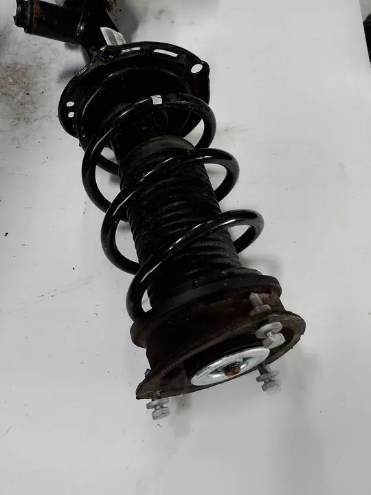 Ammortizzatore anteriore Skoda Octavia Mk3 5Q0413031FL image 7