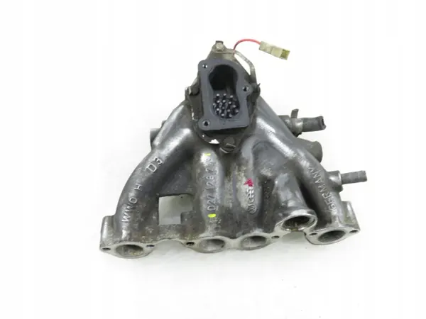 Gebrauchtes Ansaugrohr OEM 027129713 für VW Golf II 1.6 image 3