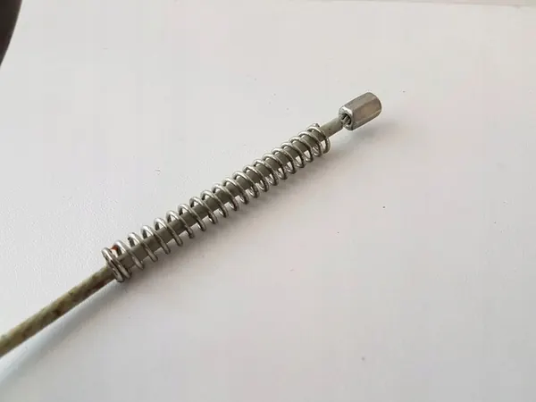 2013 Nissan Juke I F15 Handbrake Cable 365311KK0A image 2