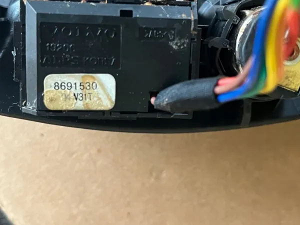 Enchufe Encendedor Volvo OEM 8691530 para S40 V50 image 3