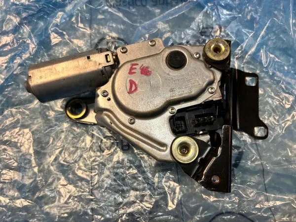 Mécanisme essuie-vitre arrière BMW E46 Touring OEM 0390201559 image 3
