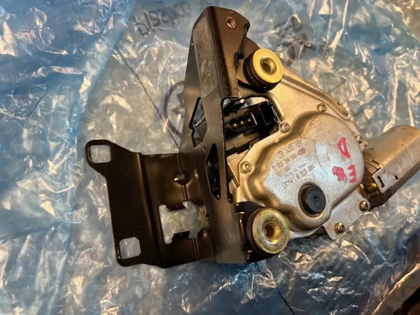 Mécanisme essuie-vitre arrière BMW E46 Touring OEM 0390201559 image 6