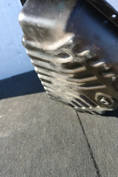 Öljypannu Maserati Ghibli V6 3.0D OEM 06700304370 image 9
