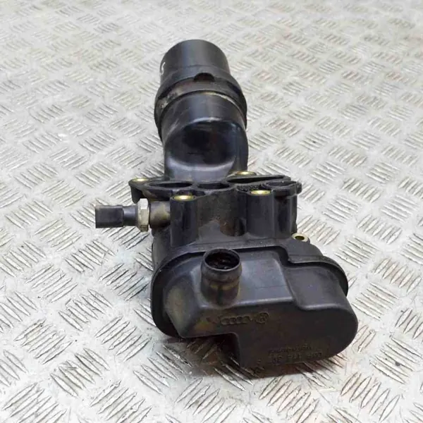 Oljefilterlock VW PASSAT B6 2.0L bensin 2006 06F115397F image 2