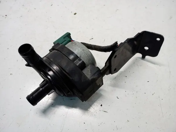 Pompe à eau OEM 210109597R pour Renault Master IV 2.3 DCI image 2