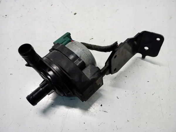 Pompe à eau OEM 210109597R pour Renault Master IV 2.3 DCI image 4