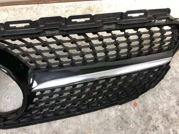 MERCEDES W205 AMG GRILL A2058807406 image 5
