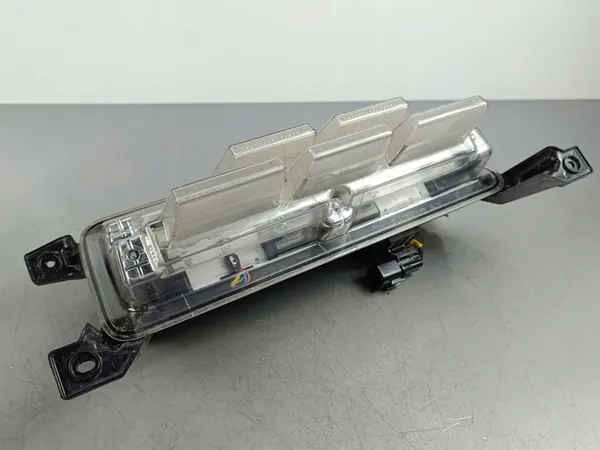 Luz de marcha à ré KIA EV6 2023 92405CV310 image 4