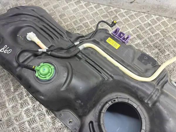 Polttoainesäiliö OEM AMD211921 Peugeot 2008 II image 4