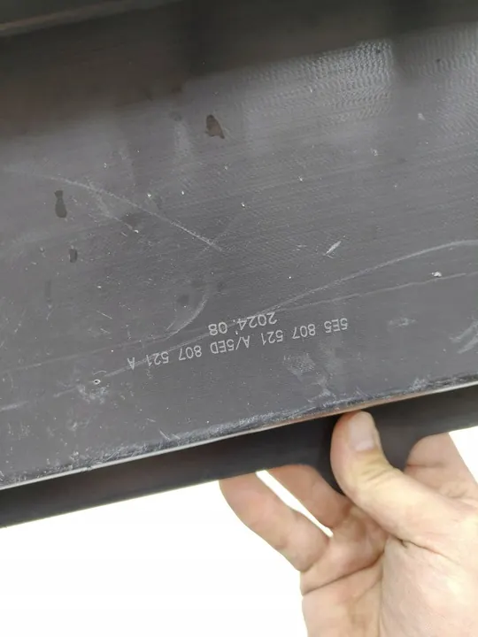 Skoda Octavia Mk3 III Bakre Stötfångarlist 5E5807521A image 10