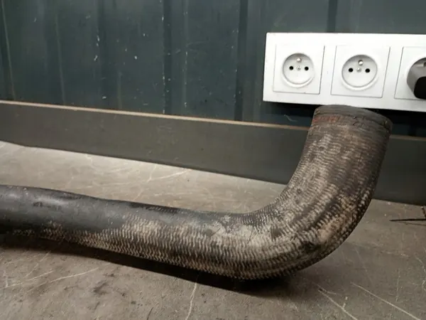 Tubo do intercooler Ford Transit MK7 6C11-6K683EK image 3