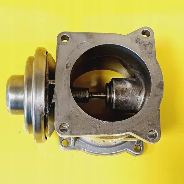 EGR-venttiili VW Touareg I 5.0 TDI 07Z131501A image 9