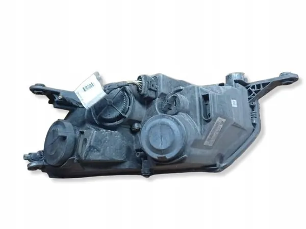 Phare Avant Droit Skoda Rapid OEM 5JC941016 image 6