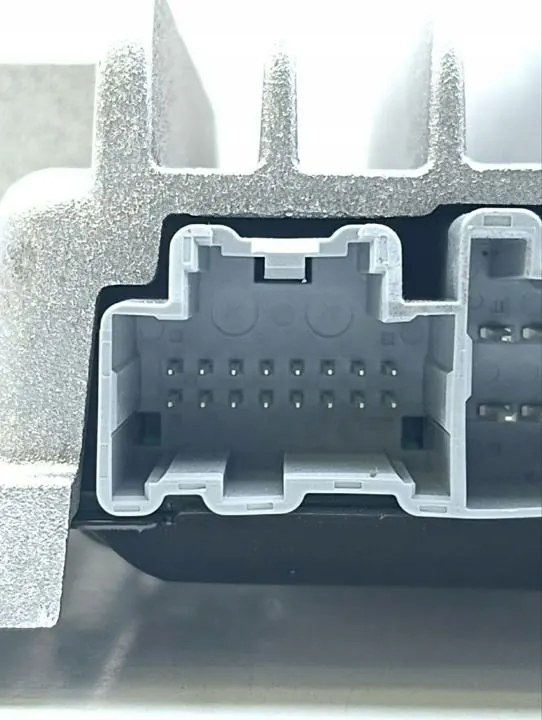 Maserati Audio-Verstärker OEM 3117340010 - Gebraucht image 7
