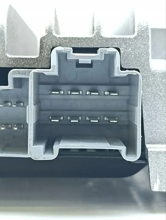 Maserati Audio-Verstärker OEM 3117340010 - Gebraucht image 9