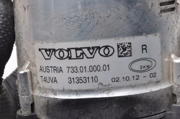 OEM 31353110 LED Halógeno Derecho para Volvo C30 06-12 image 5