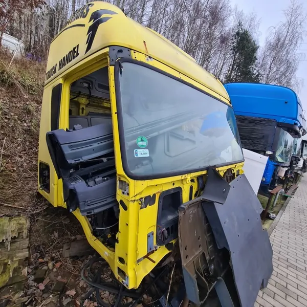 Iveco Stralis Hytkvartspanel - Tak Sidostöd image 5