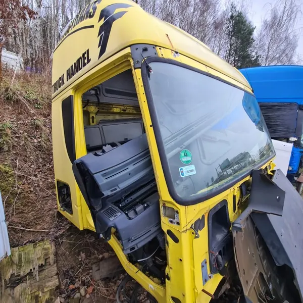 Iveco Stralis Hytkvartspanel - Tak Sidostöd image 6