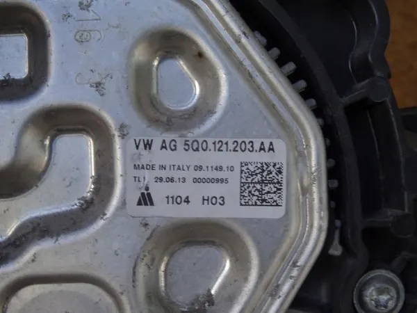 A3 8V GOLF VII OCTAVIA III TDI Fläktkåpa 5Q0121203AA image 5