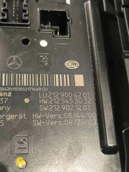 Mercedes-Benz Mukavuusmoduuli OEM 2129021201 image 3