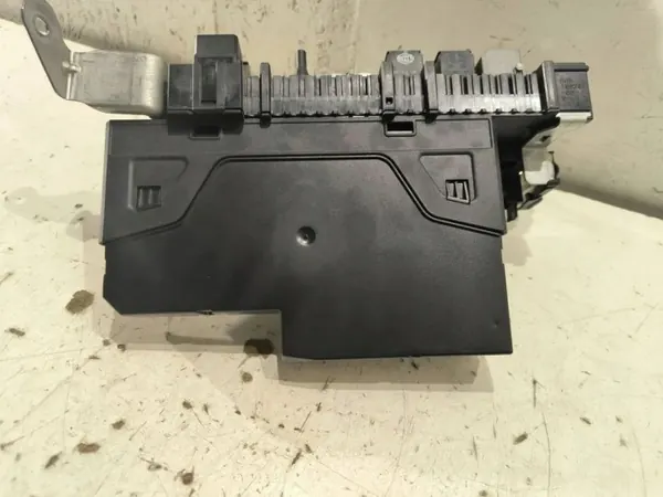 Mercedes-Benz Mukavuusmoduuli OEM 2129021201 image 4