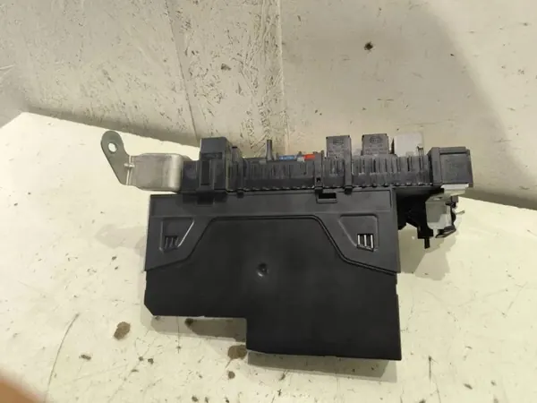 Mercedes-Benz Mukavuusmoduuli OEM 2129021201 image 5