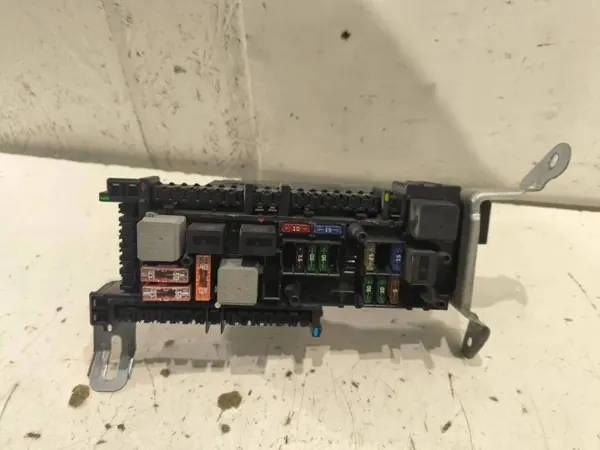 Mercedes-Benz Mukavuusmoduuli OEM 2129021201 image 6