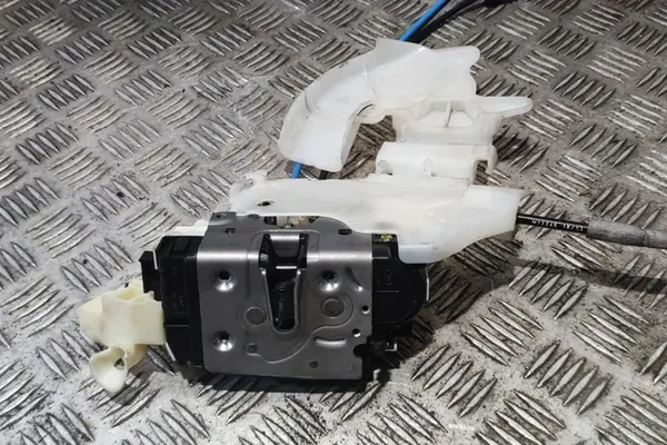 Bakre högra dörrlås MERCEDES-BENZ CLS (C218) A2047302935 image 6