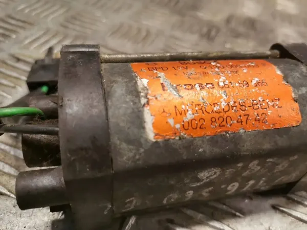 OEM 0028204742 Mercedes-Benz Istuinmoottori Vasen Etu image 4