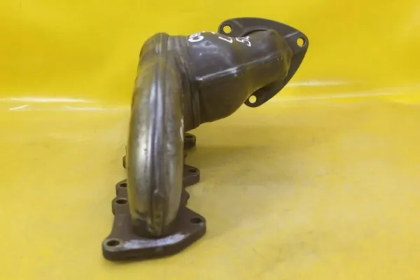 Linker Auspuffkrümmer OEM 1049721114 Porsche Cayenne image 5