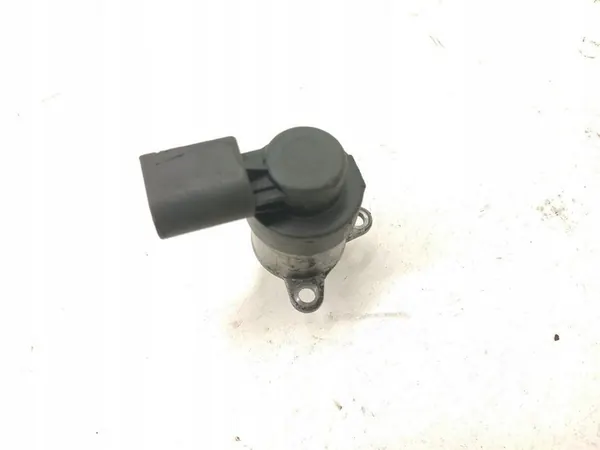 Capteur de pression de carburant Mercedes-Benz E W212 2014 A0928400534 image 2