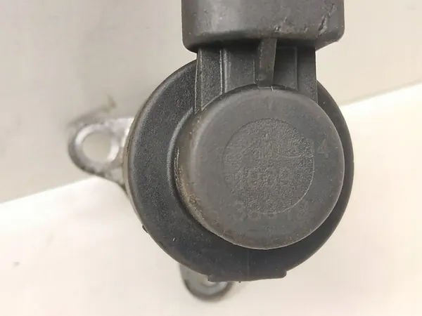 Capteur de pression de carburant Mercedes-Benz E W212 2014 A0928400534 image 7