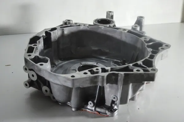 Mazda FW6AEL framhus OEM 083.06 Begagnad image 3