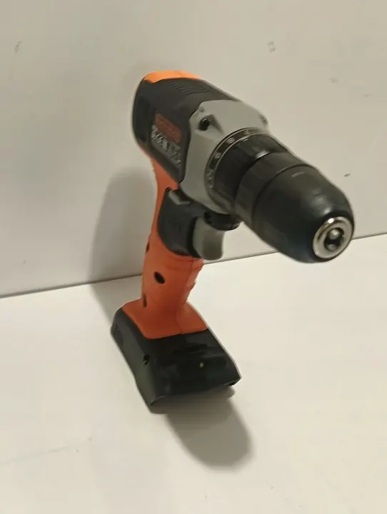 Taladro BLACK&DECKER BCD001 H1 18V Cuerpo image 10