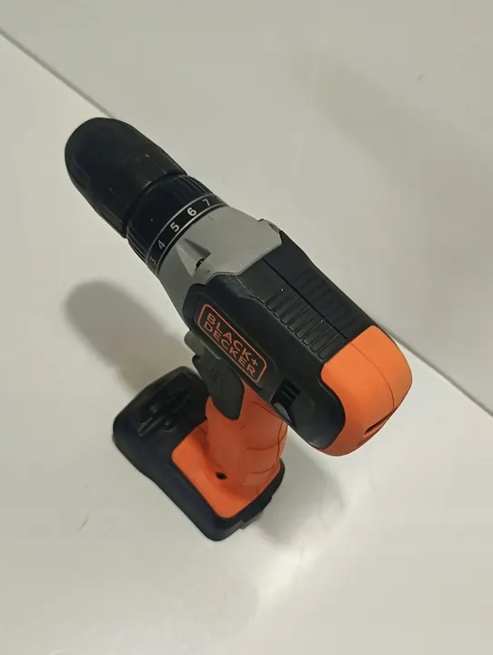 Taladro BLACK&DECKER BCD001 H1 18V Cuerpo image 4