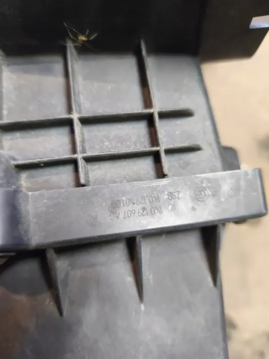 Luftfilterhus OEM för 1.8 TSI Altea XL 09-15 image 10