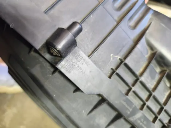 Luftfilterhus OEM för 1.8 TSI Altea XL 09-15 image 8