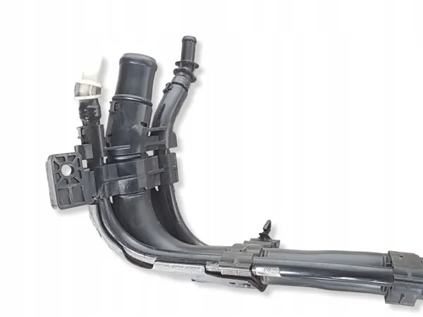 Pescoço de Abastecimento Hyundai OEM 31030G4000 - Usado image 8