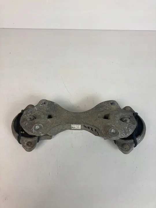 Suporte de câmbio Mercedes E AMG W213 3.0 V6 a2132400300 image 2