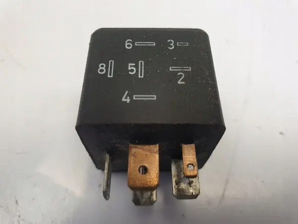 FORD GALAXY MK1 Rela Plugi 701959141A image 3