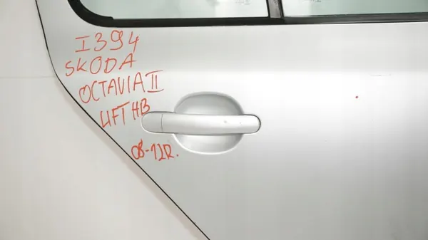 Rechte Hintertür OEM 360201164 Skoda Octavia II 08-13 image 4