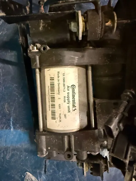 OEM 15150000713 Bakluftfjädringskompressor image 6