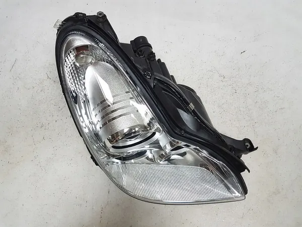Rechter Koplamp Mercedes CLS W219 2004-2011 Xenon A2198203061 image 5