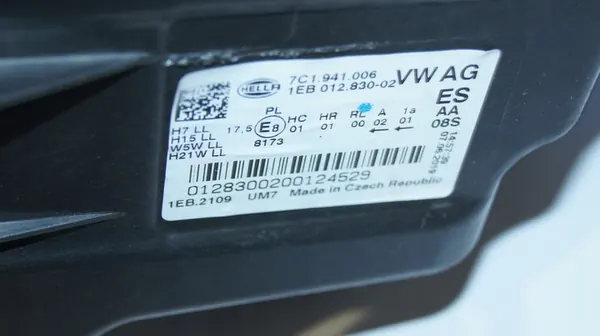 Farol Direito VW Crafter II MAN TGE image 2