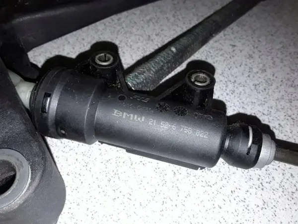 Kopplingscylinder OEM 21526758822 för BMW 3 E90 image 4